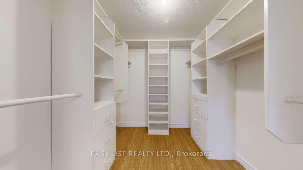 855 Queen Street Unit 1 photo 36