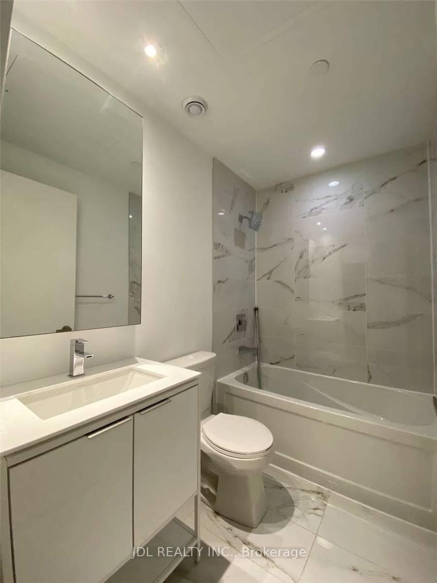 77 Shuter Street Unit 2608 photo 7