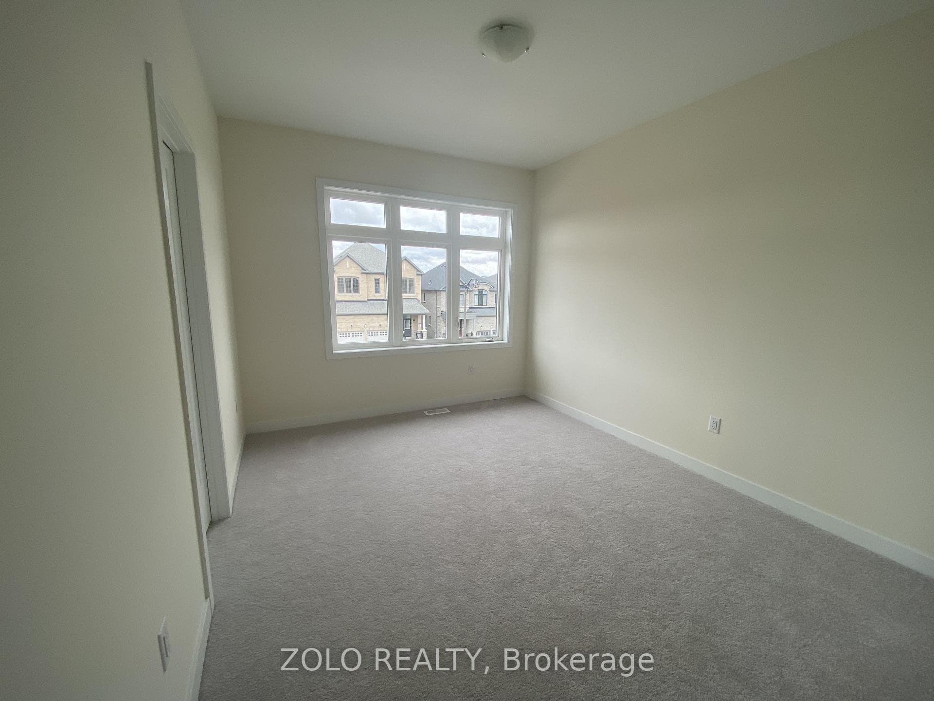 2146 Hallandale Street photo 19
