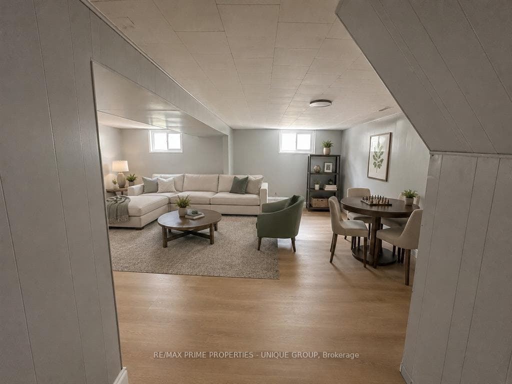 890 Hollands Avenue photo 30