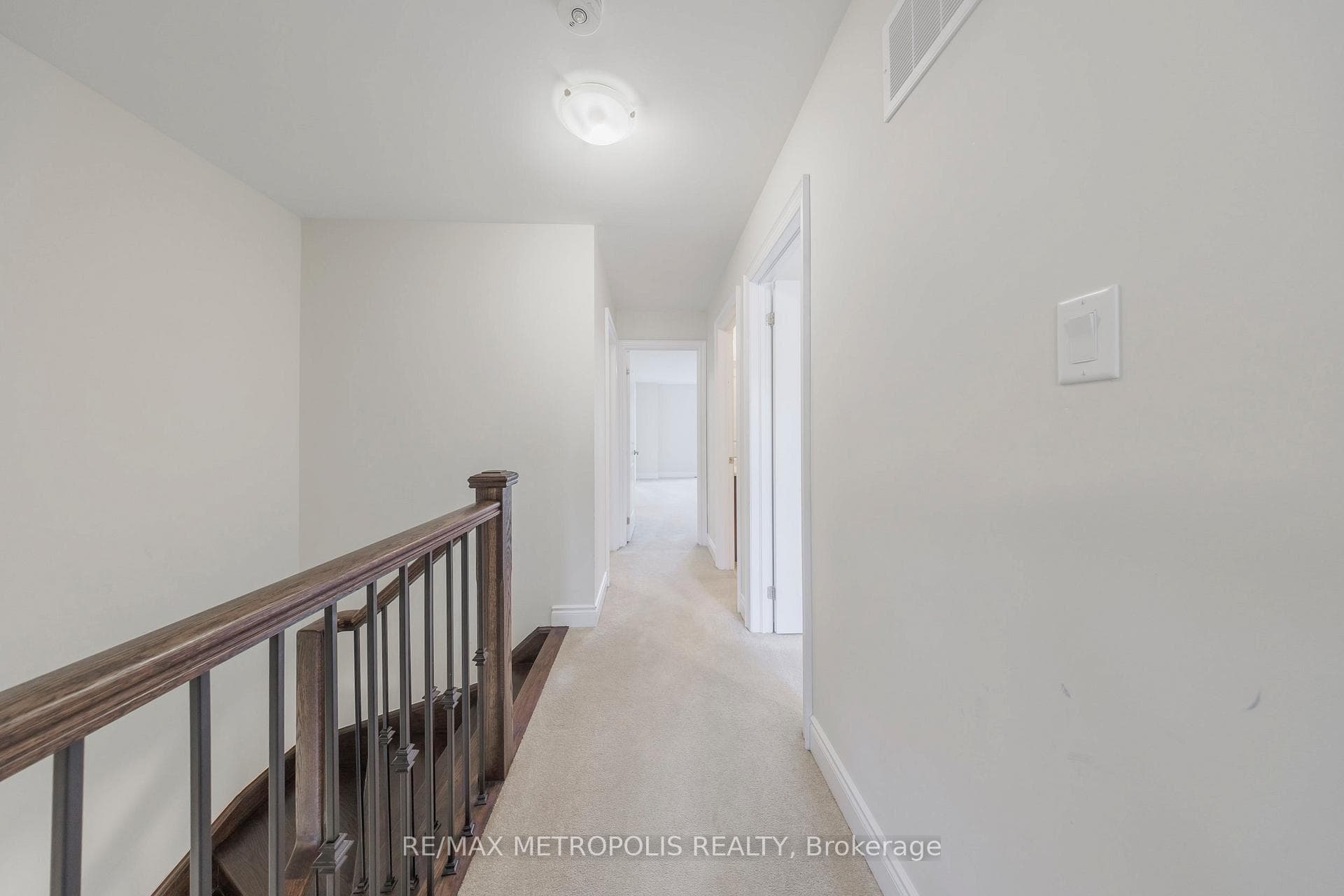 67 Lorne Thomas Place photo 19