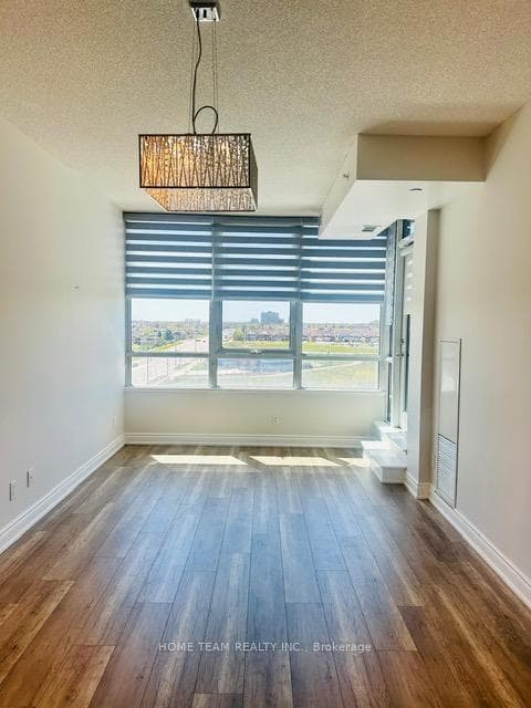 75 Eglinton Avenue Unit 506 photo 6