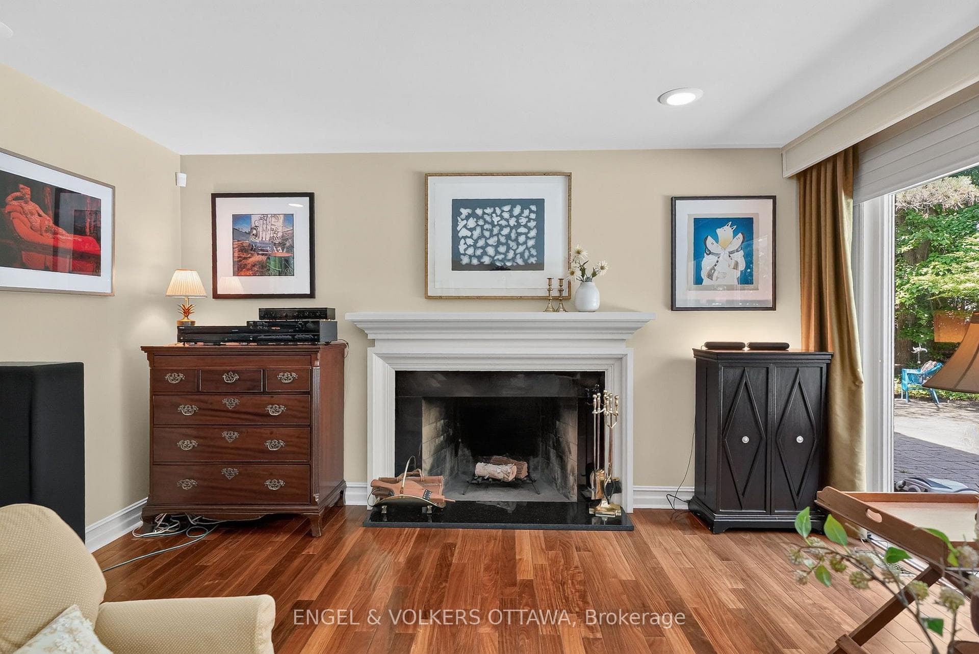 1907 Fairmeadow Crescent photo 12