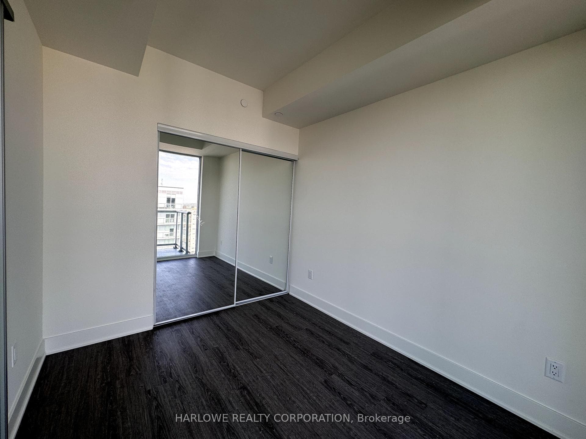 185 Deerfield Road Unit 1403 photo 15