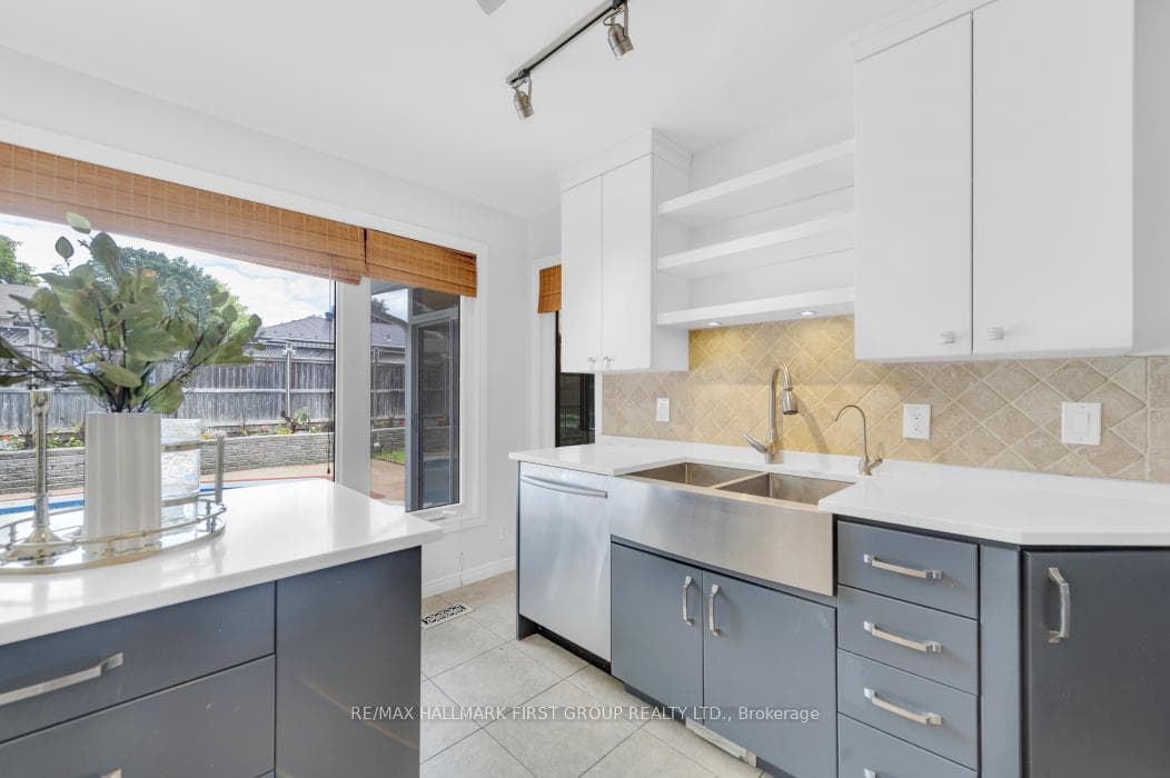 19 Morris Drive photo 11