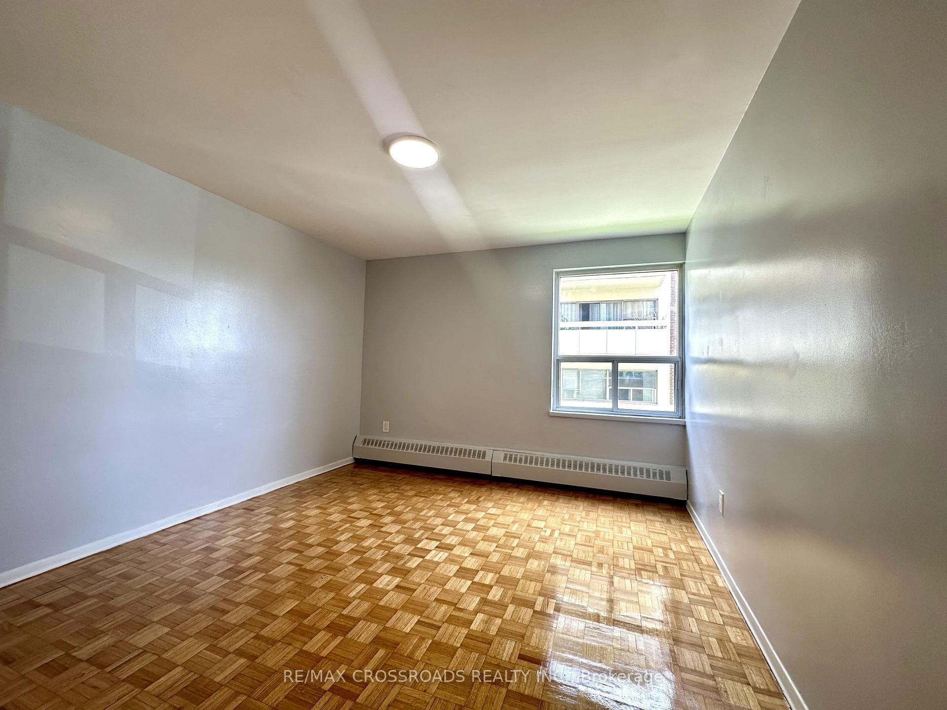 1181 Ellesmere Road Unit 204 photo 9