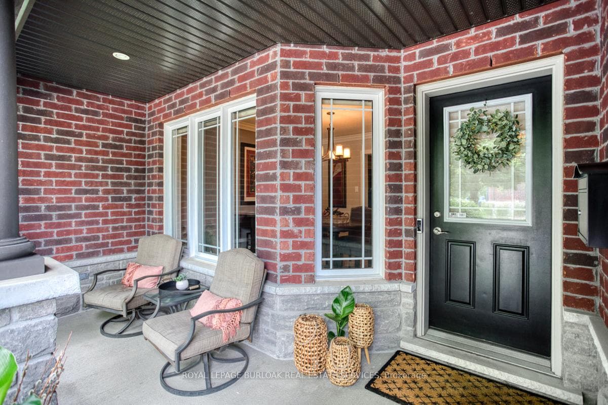 126 Waterford Drive photo 4