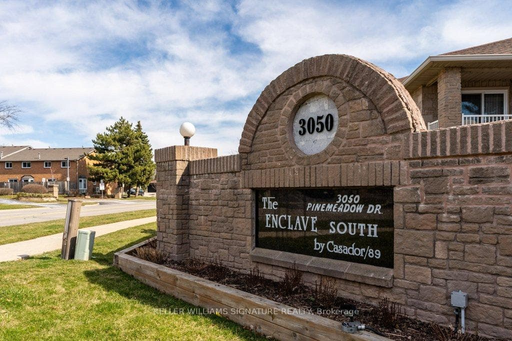 3050 Pinemeadow Drive Unit 50 photo 27