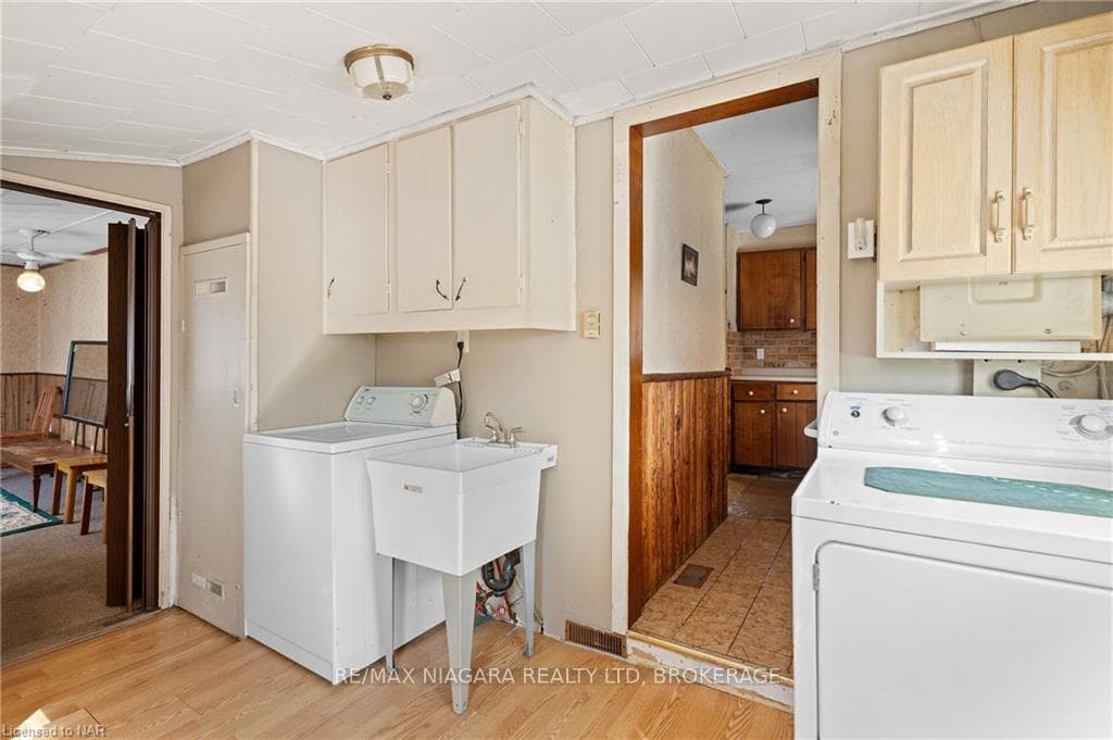 487 CRESCENT Road photo 18