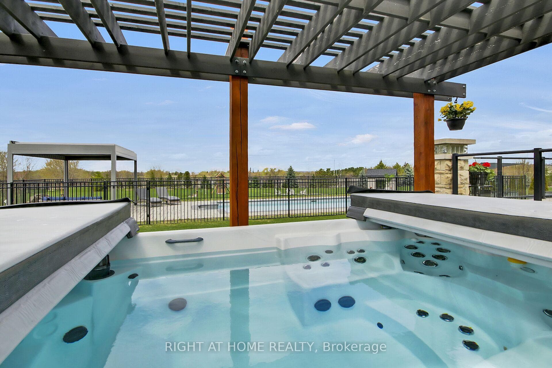 105 Ravenview Way photo 44