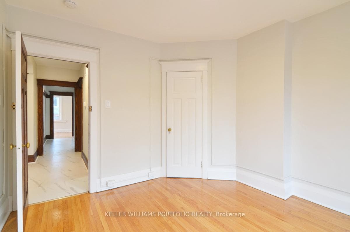 4 Columbine Avenue Unit Upper photo 17