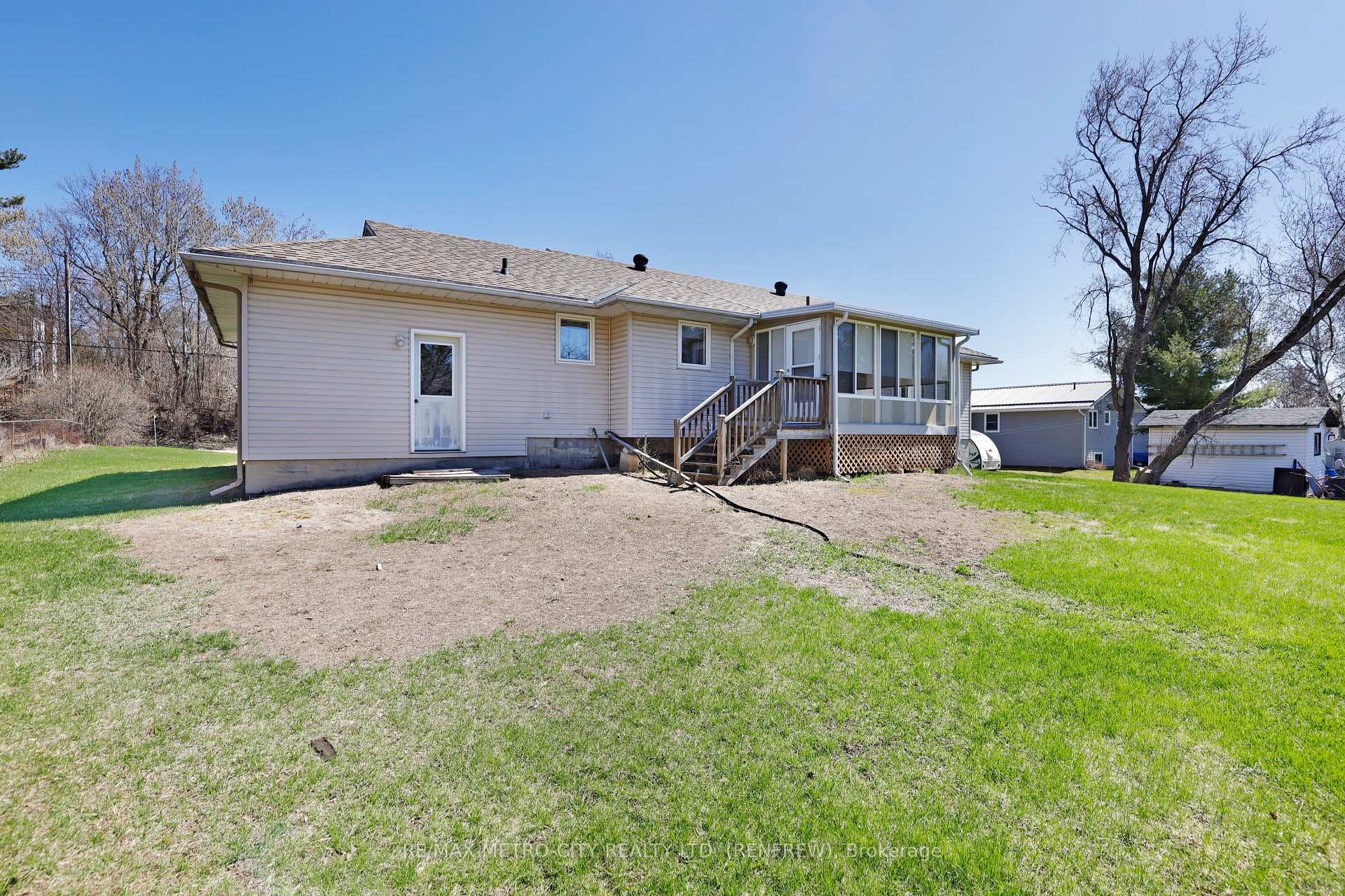 3805 Burnstown Road photo 32