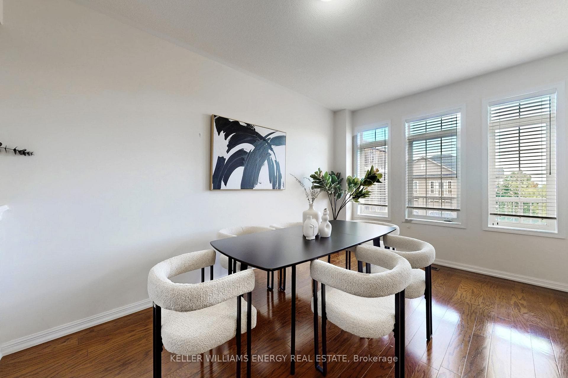65 Barkdale Way photo 9