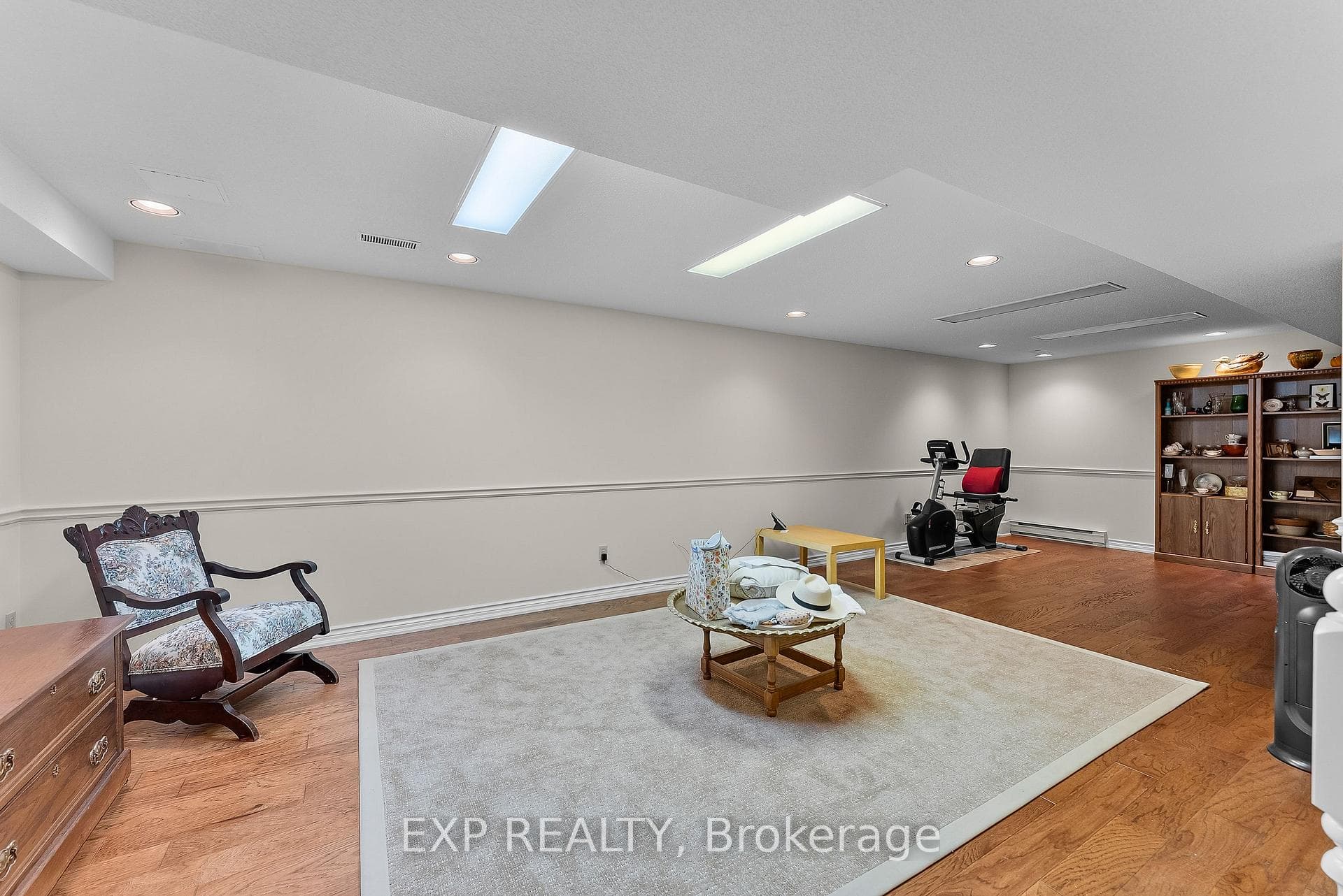 6748 January Drive photo 33