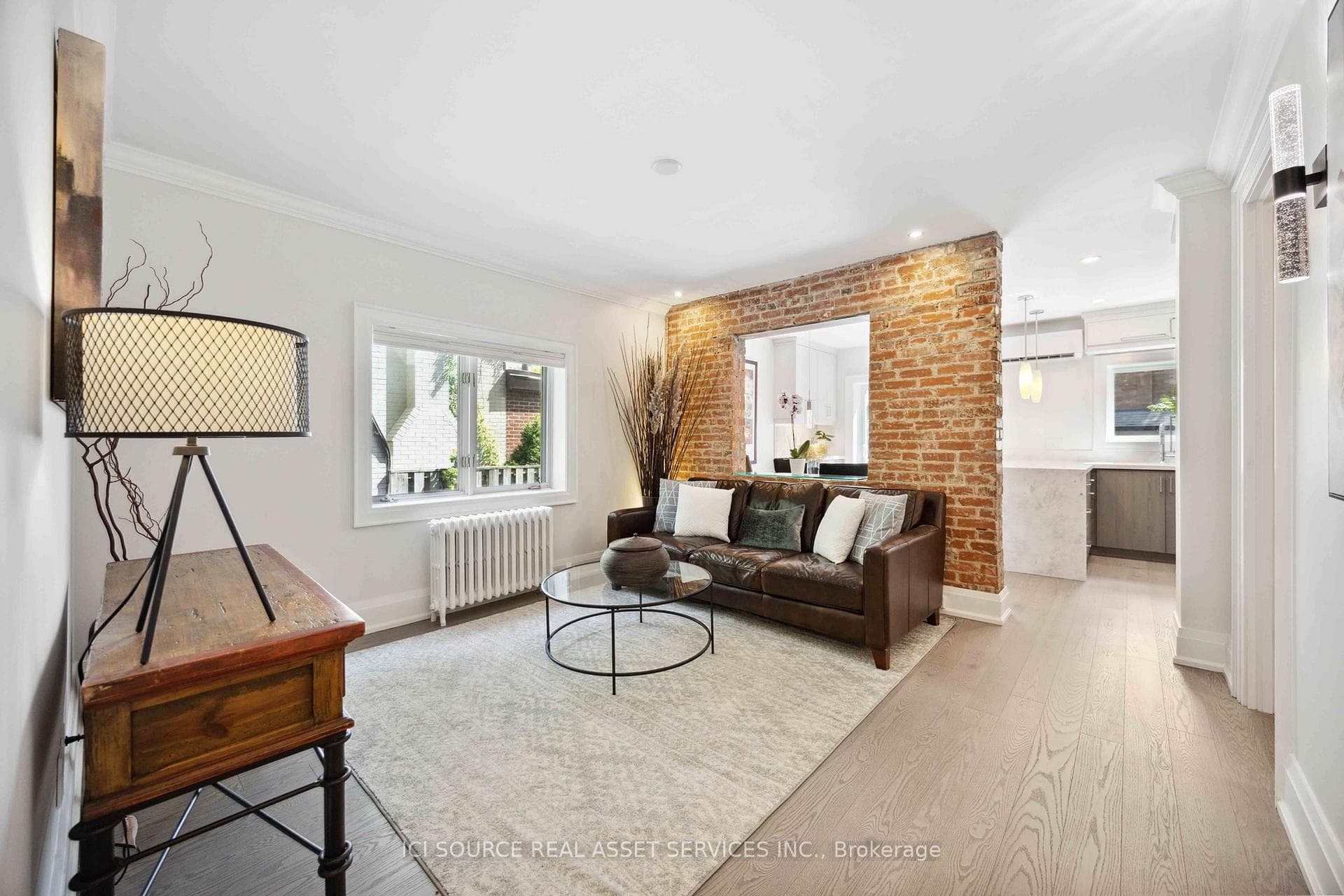 27 Glen Elm Avenue photo 18