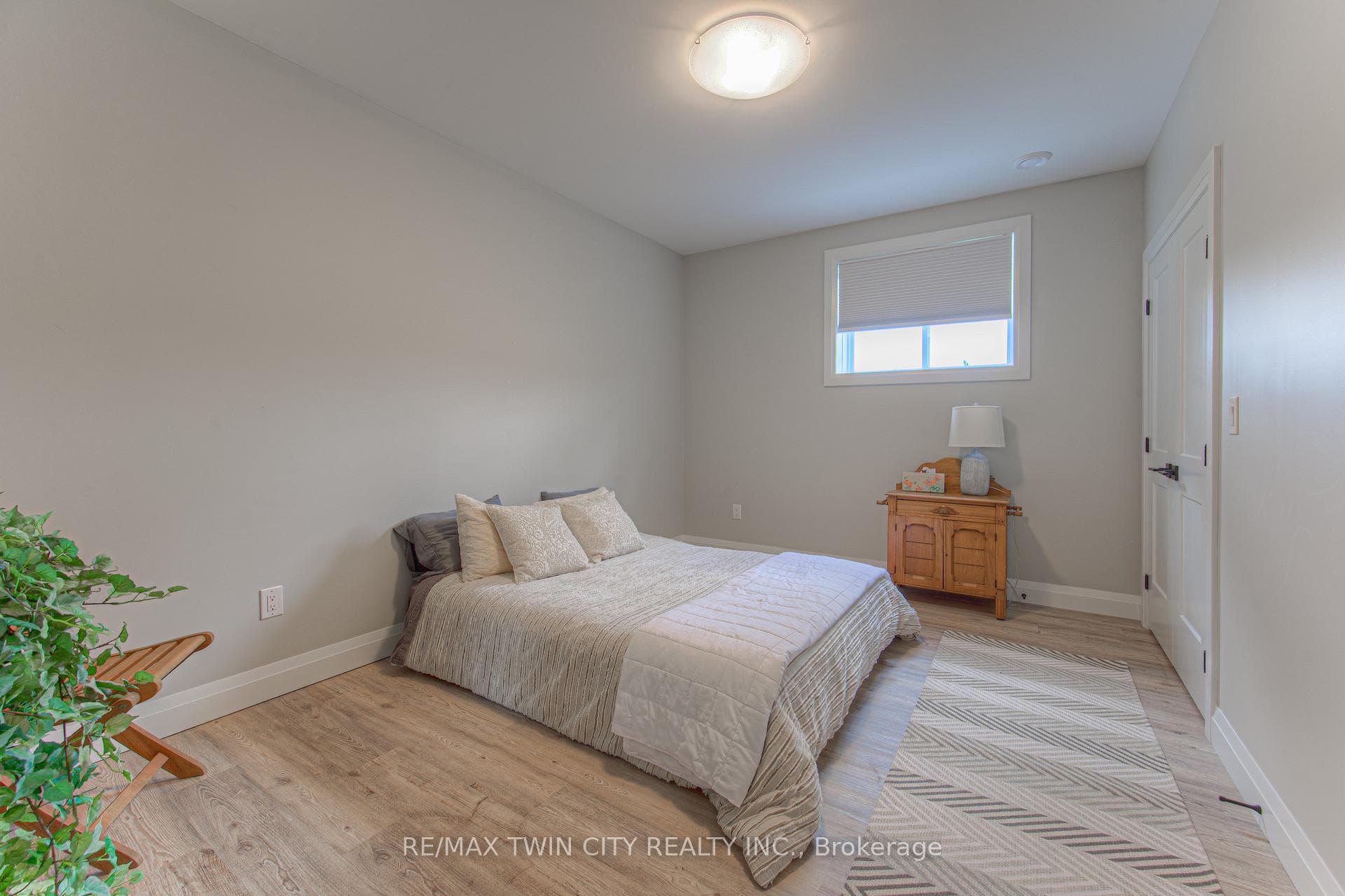2255 Webster Street photo 33