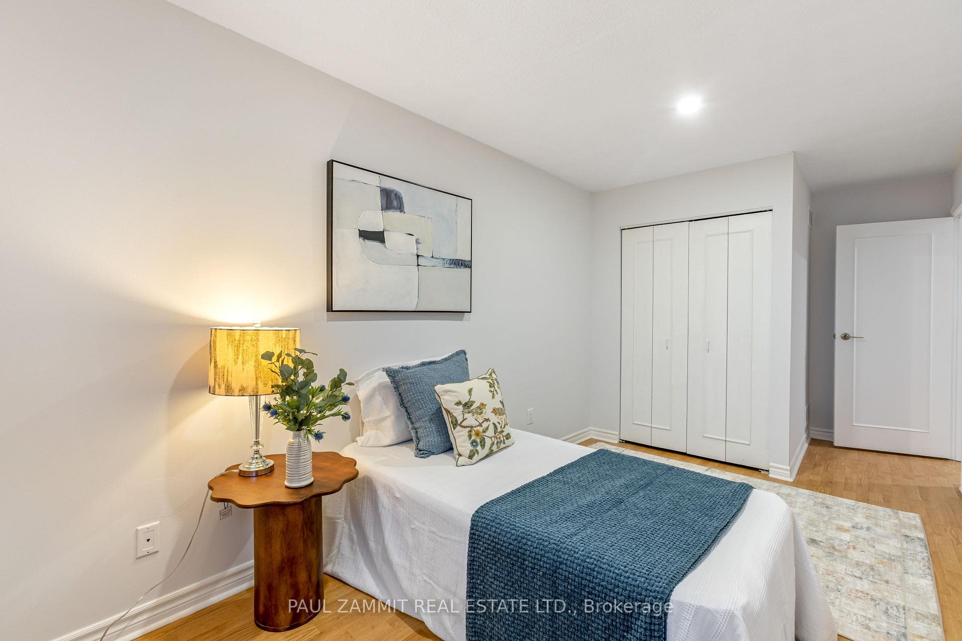 24 West Borough Street photo 21