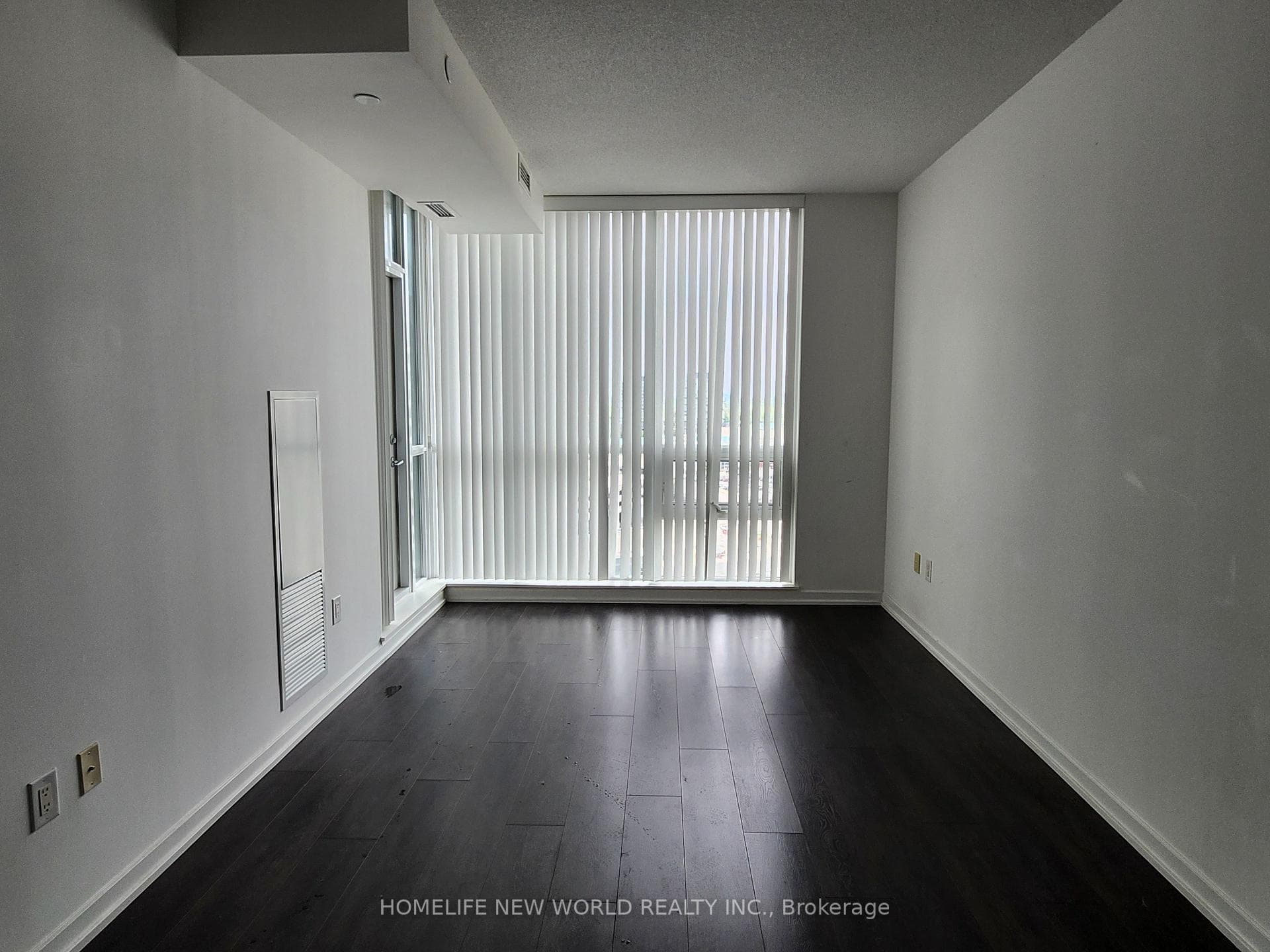 62 Forest Manor Road Unit 1302 photo 3
