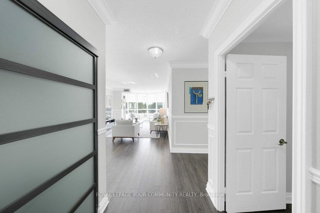 333 Clark Avenue Unit 622 photo 5