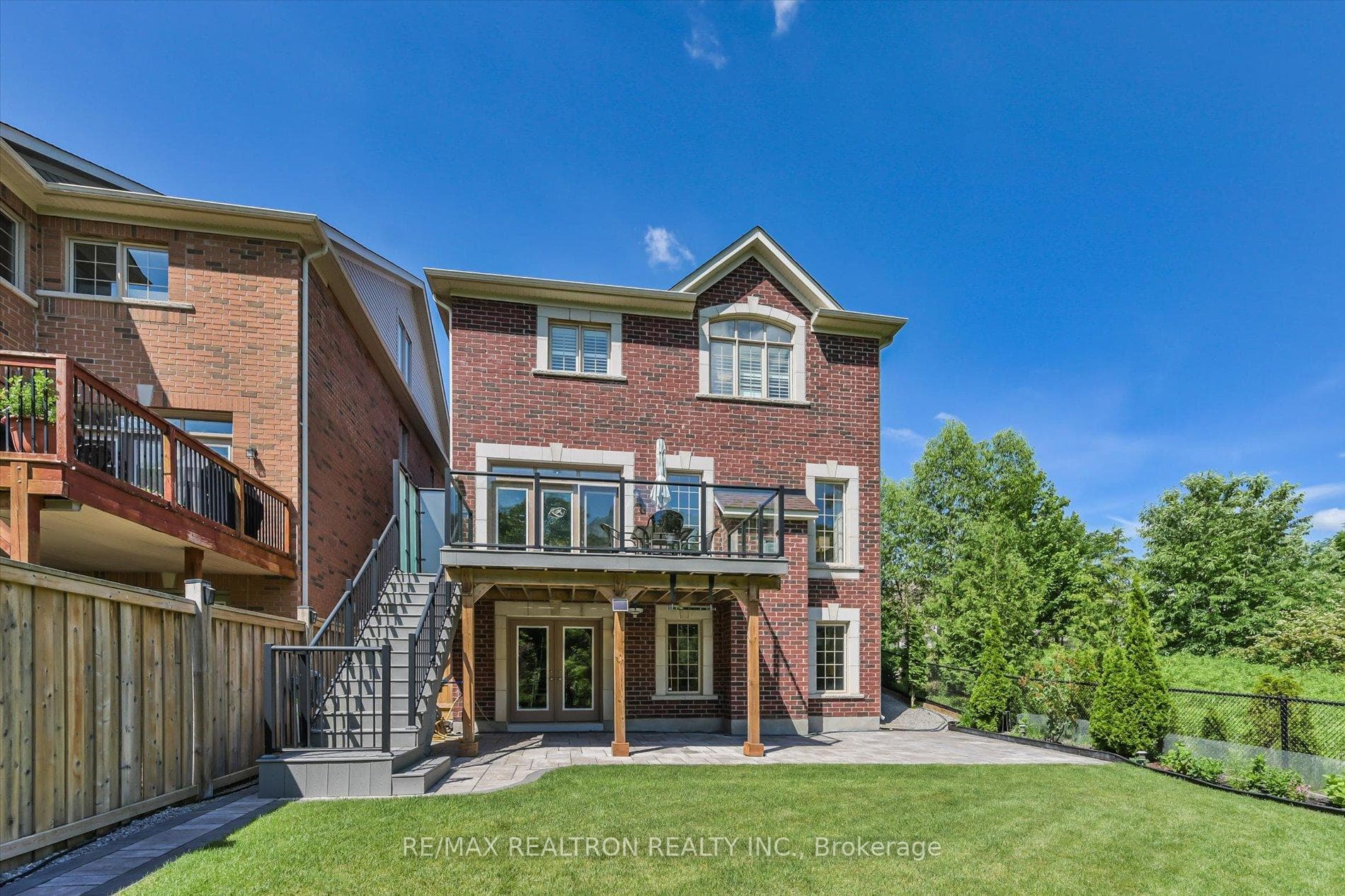 175 William Graham Drive photo 40