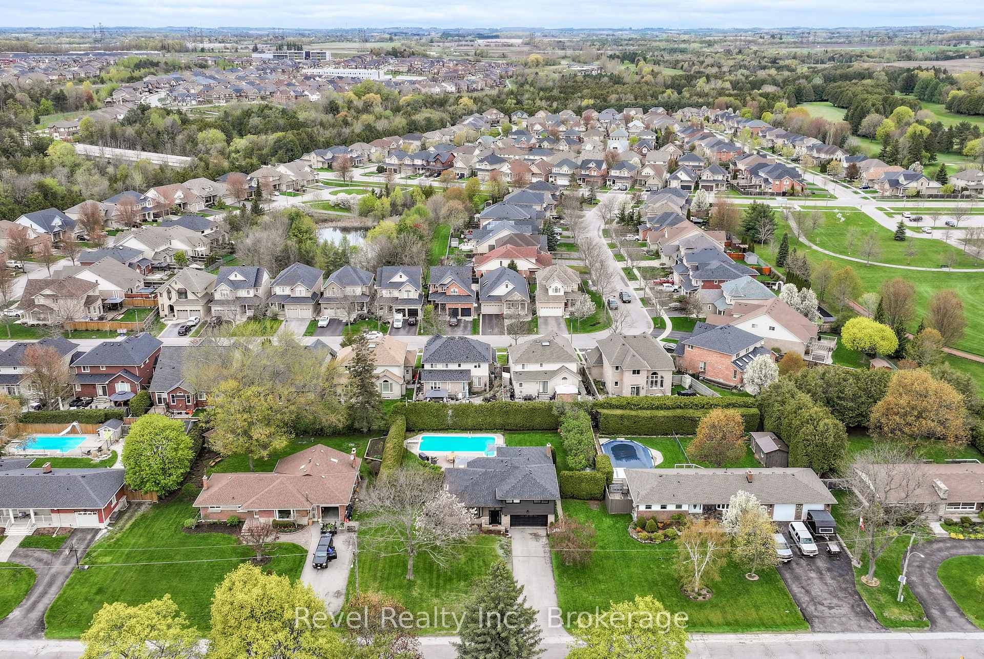 336 Meadow Street photo 4