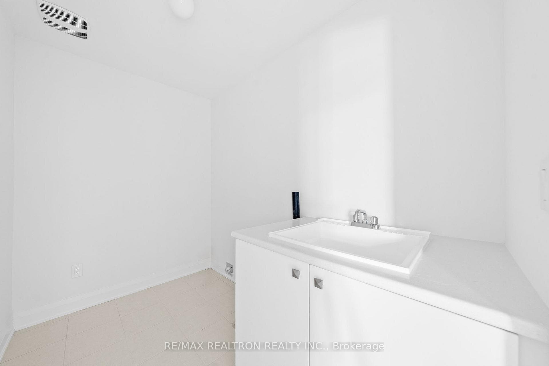 1341 Davis Loop N/A photo 34