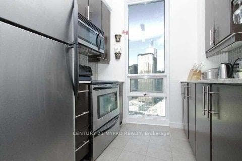 18 Harbour Street Unit 3105 photo 10