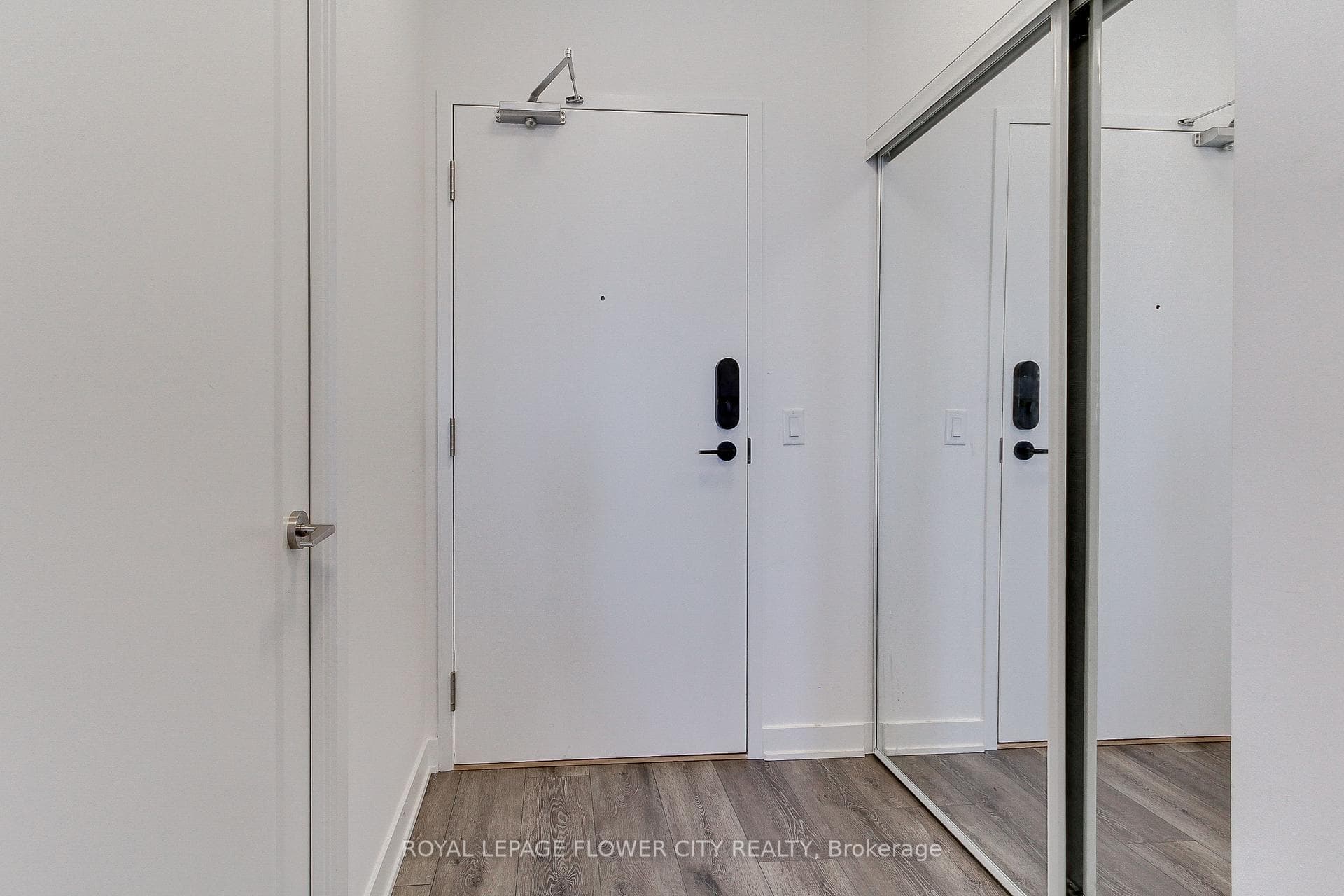 95 Oneida Crescent Unit 2305 photo 22