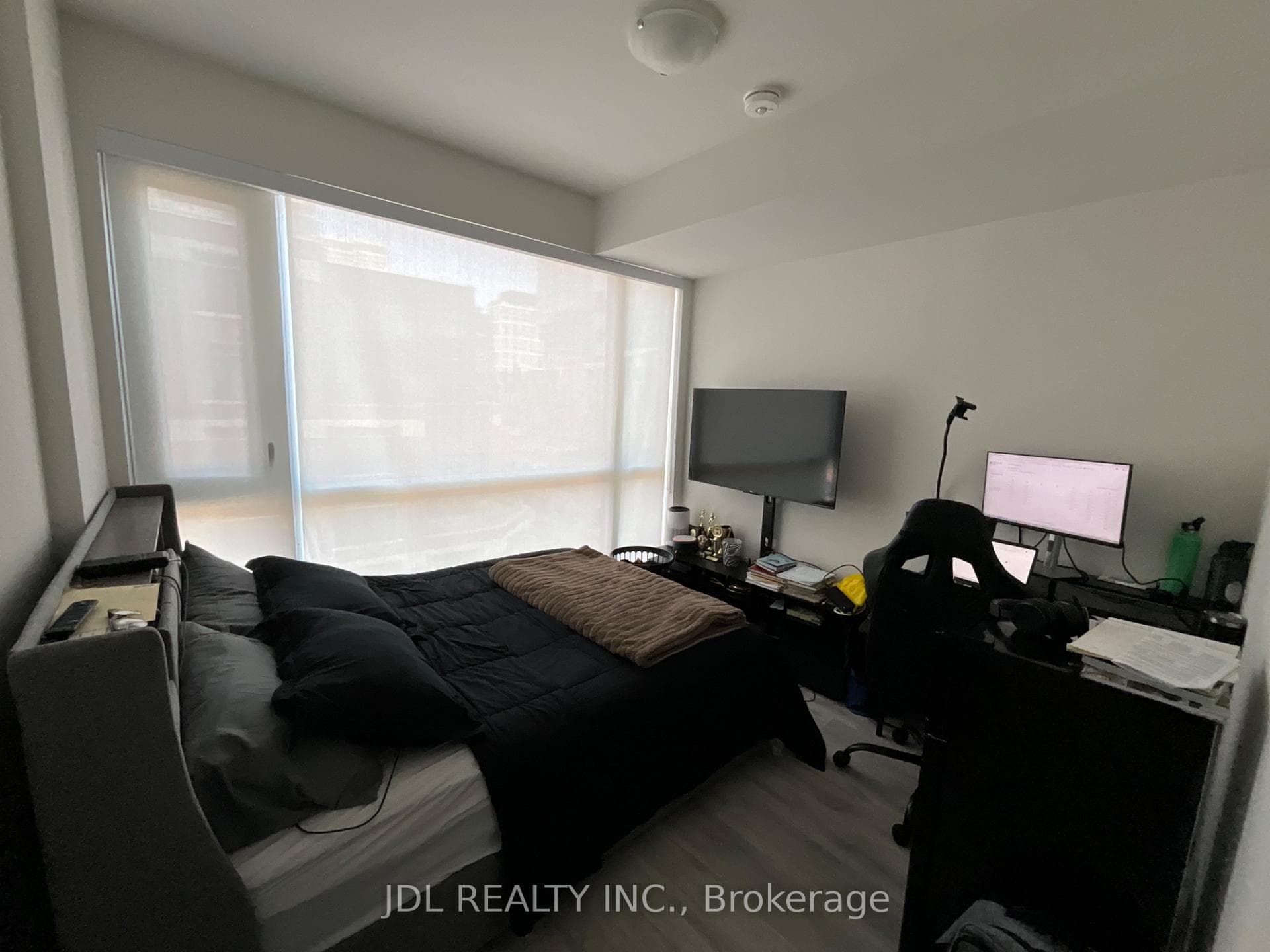 70 Princess Street Unit 701 photo 21