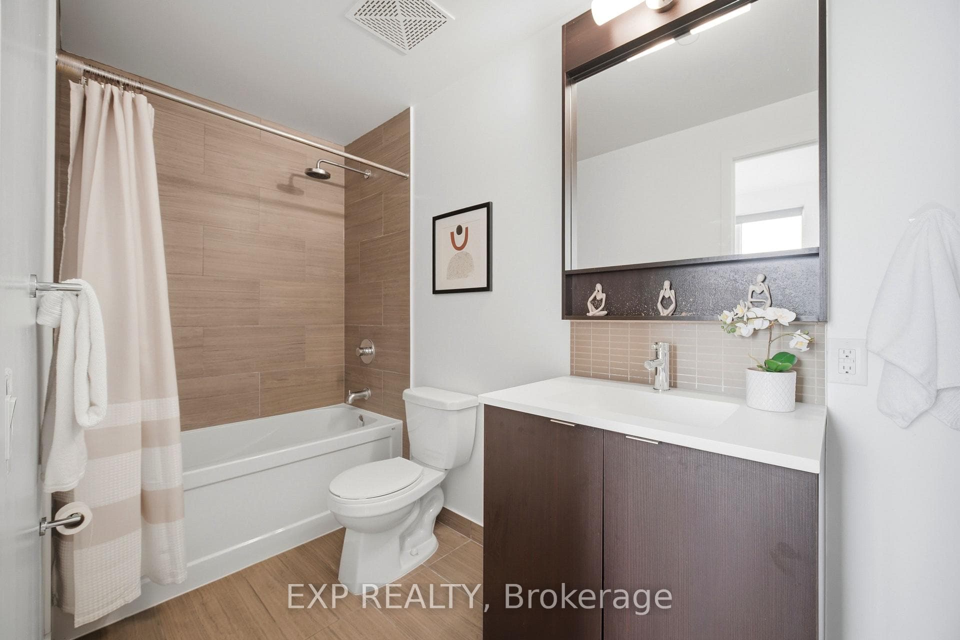 2560 Eglinton Avenue Unit 2508 photo 24