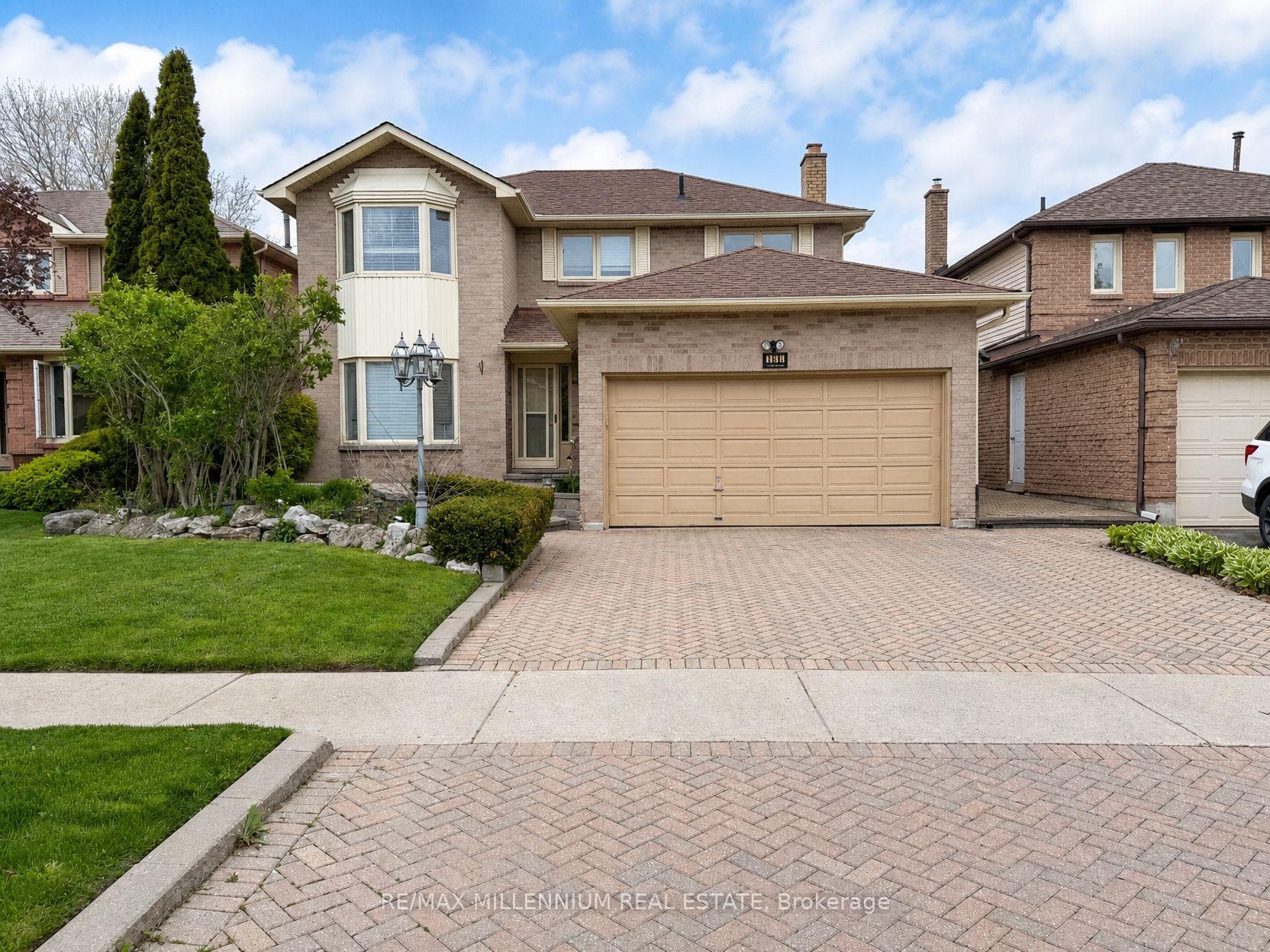 668 Amaretto Avenue photo 1