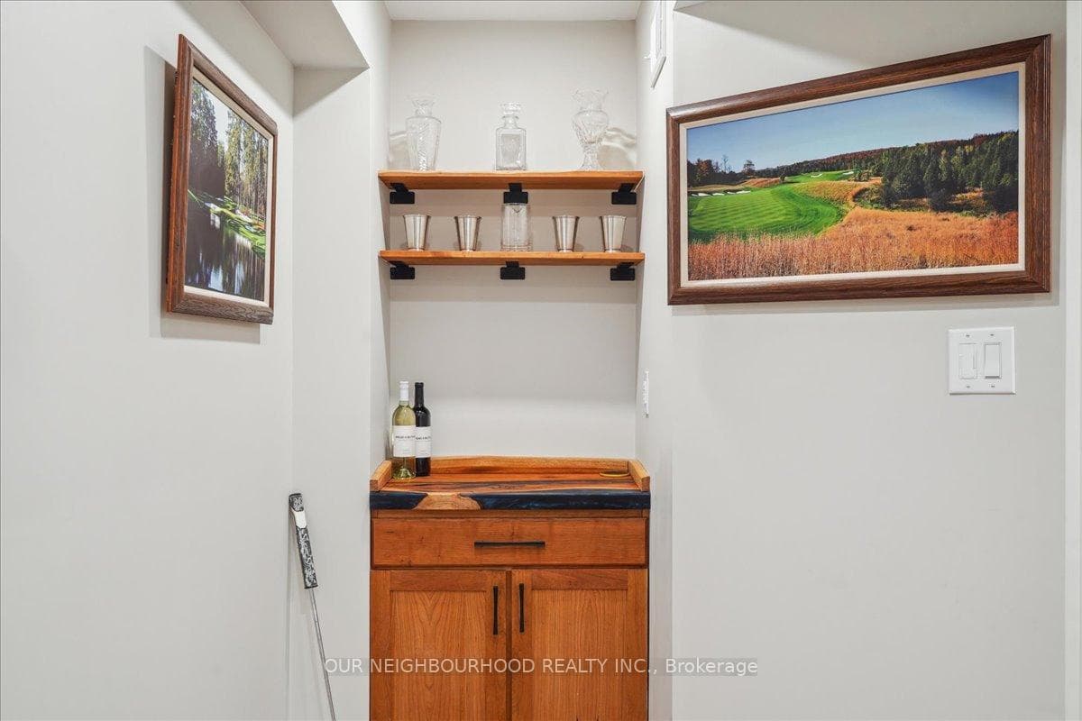 21 Latitude Lane photo 29