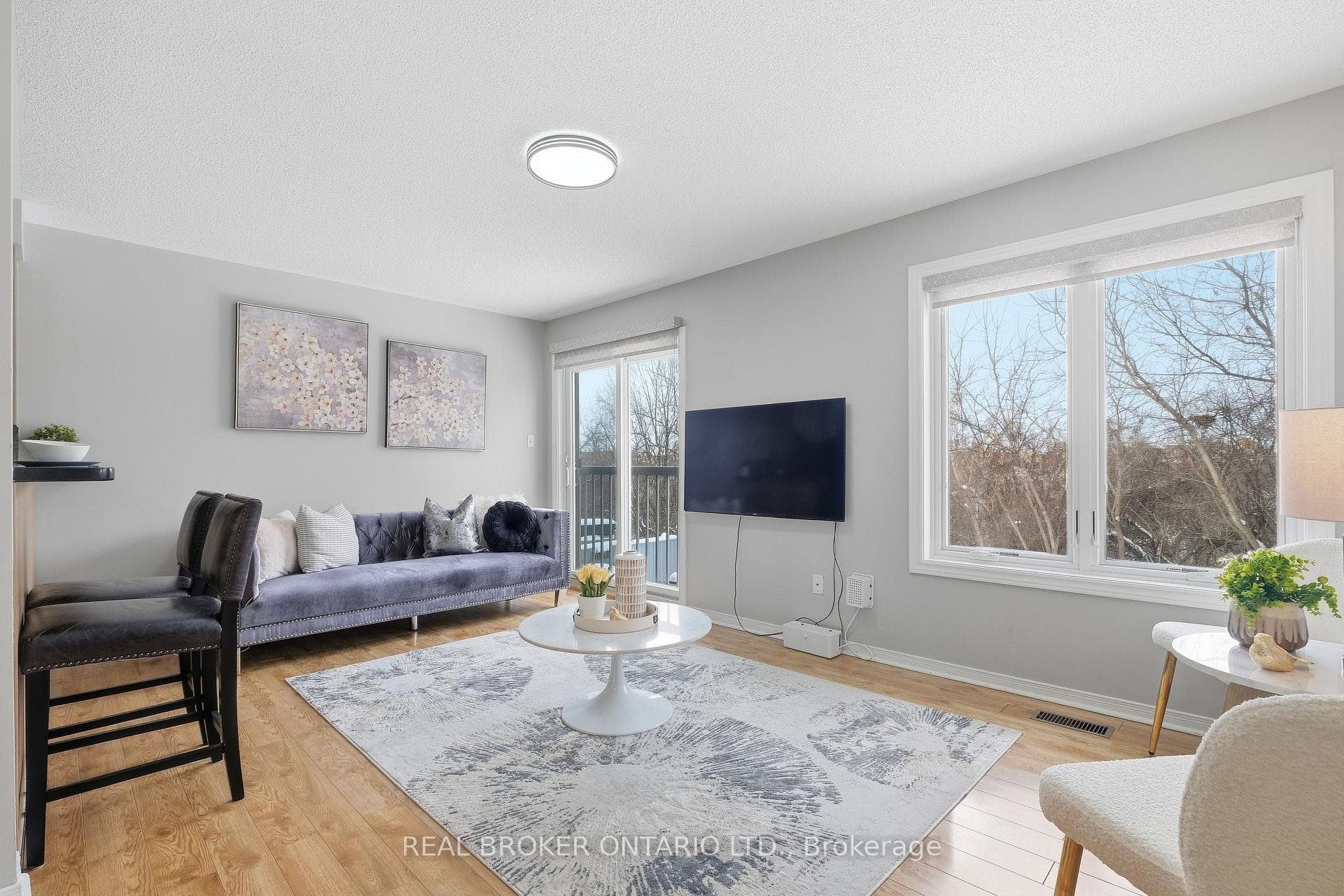 133 Rockgarden Trail photo 10