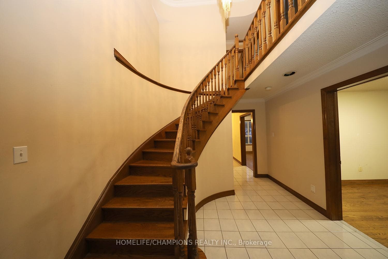 9 Mirrow Court photo 9