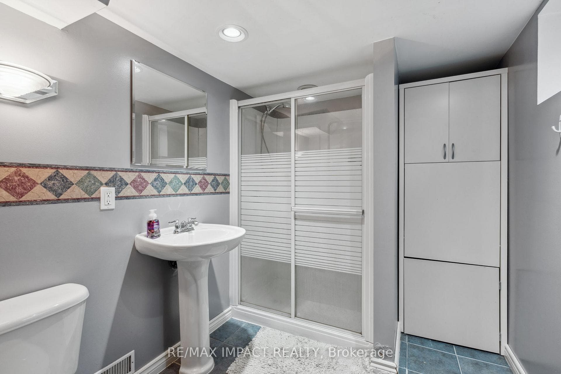 6 Orchard View Boulevard photo 23