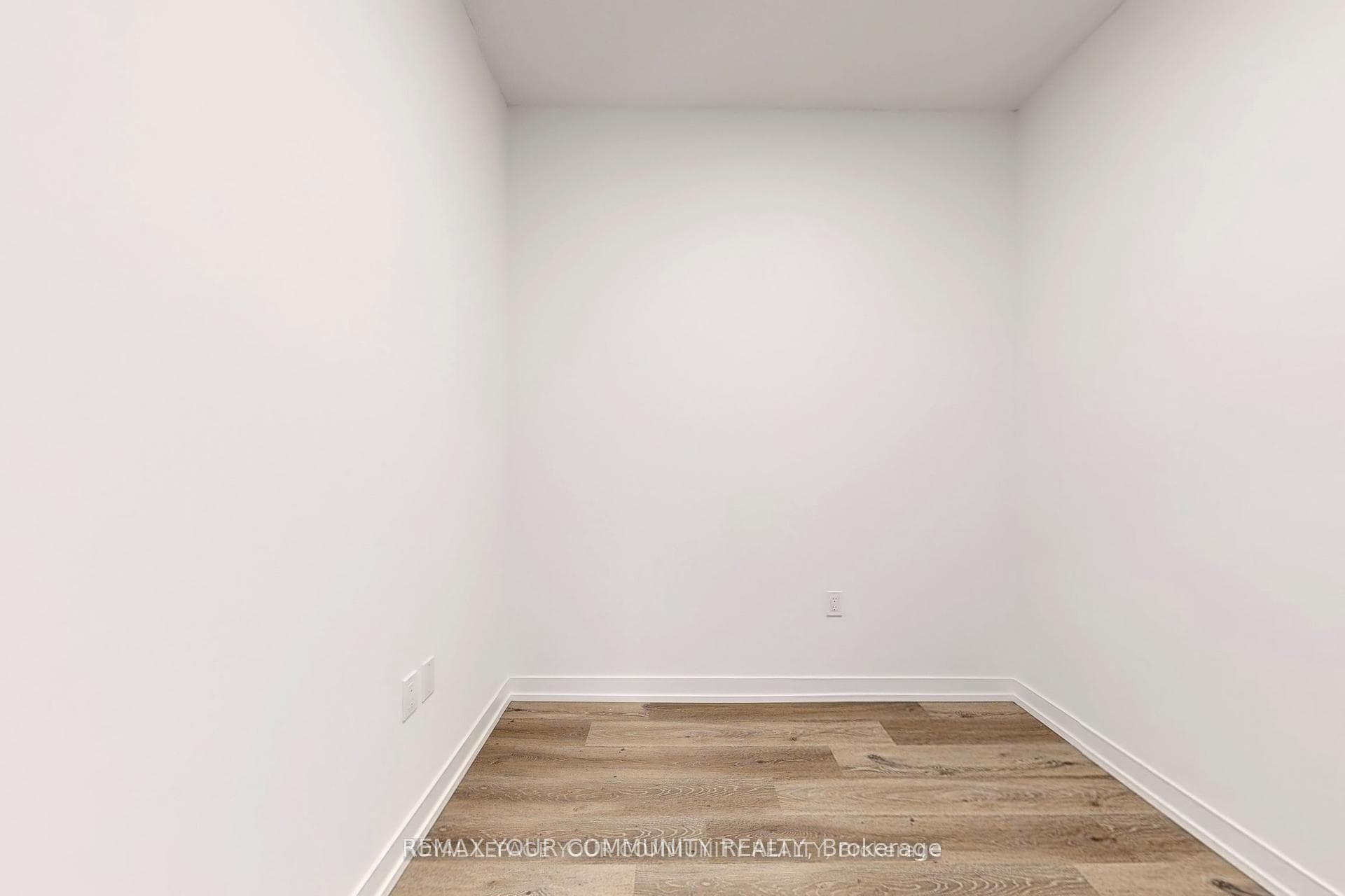 225 Commerce Street Unit 2807 photo 18