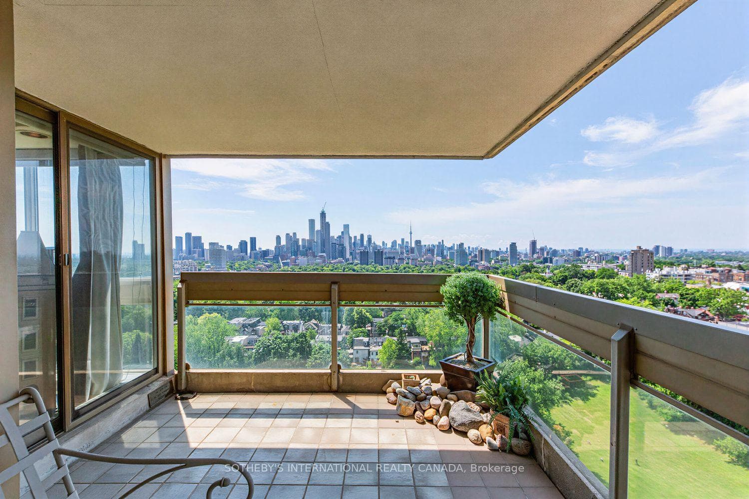 63 St Clair Avenue Unit 1801 photo 29