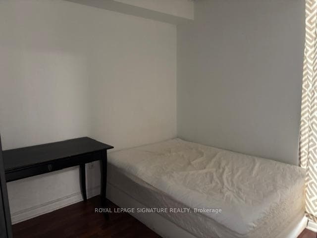 801 Bay Street Unit 1602 photo 12