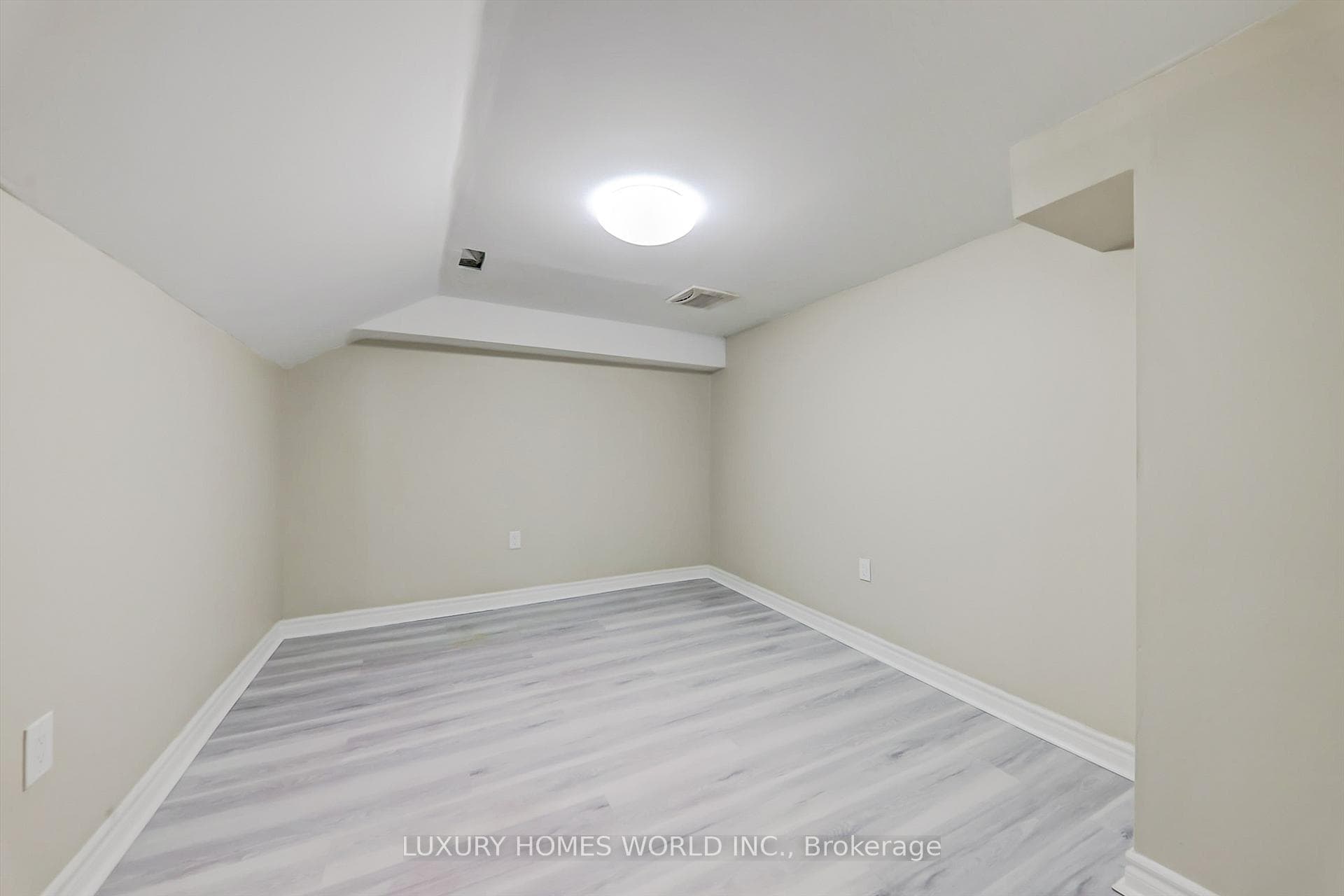 1118 Skyridge Boulevard photo 33