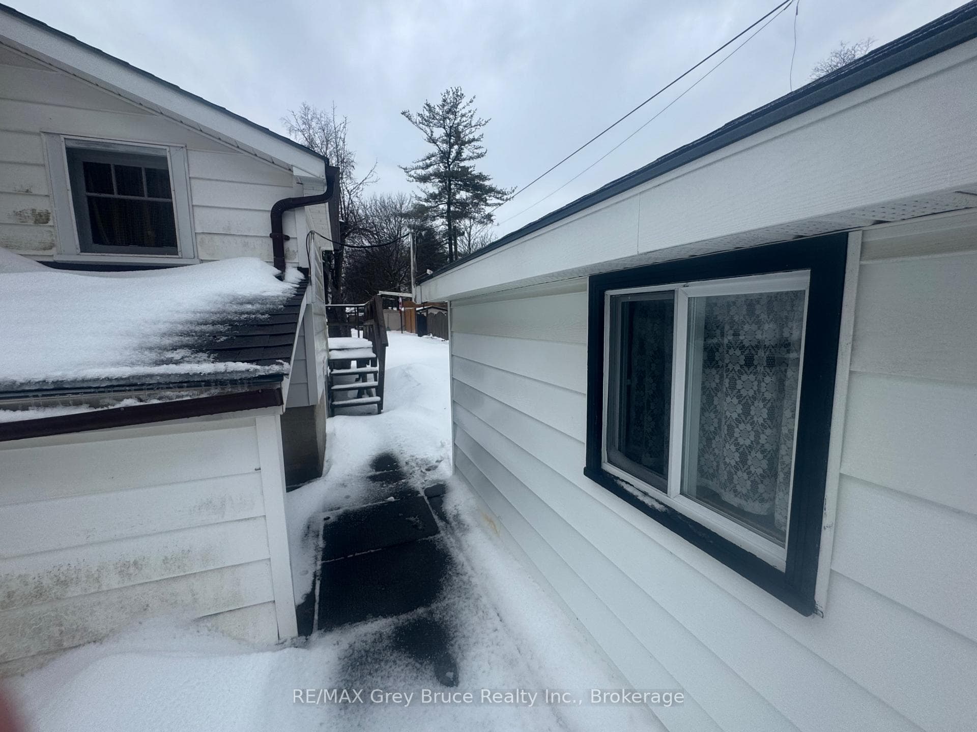 76 5th Street photo 28