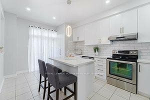3 Platform Crescent photo 23