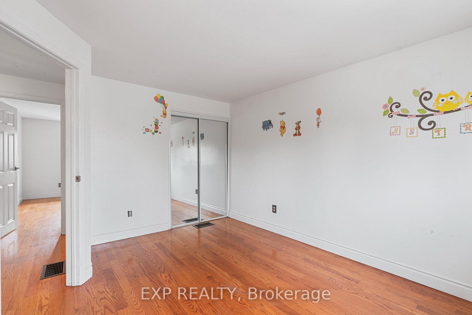 2210 Thorn Lodge Drive photo 20