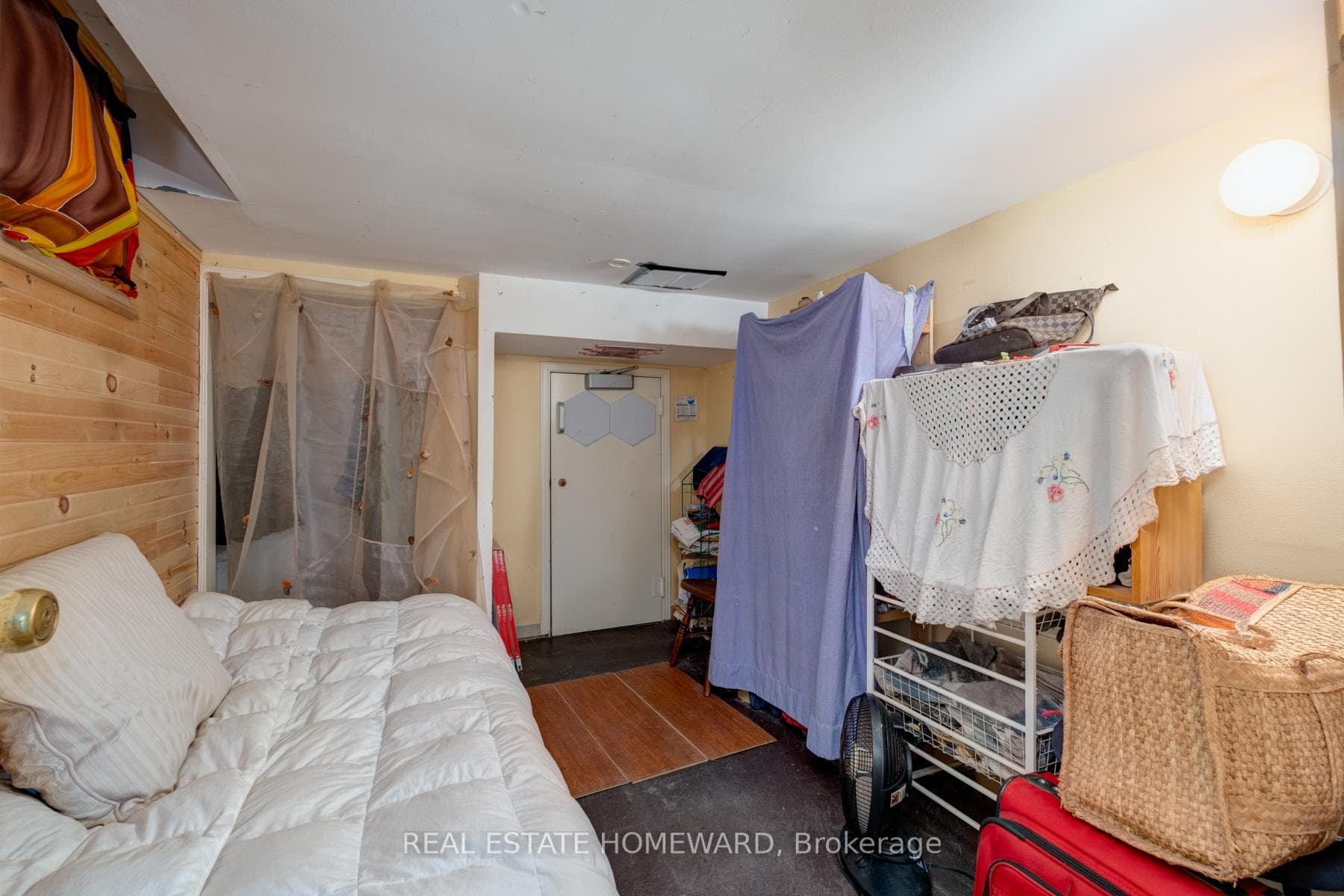 356 Dupont Street photo 26