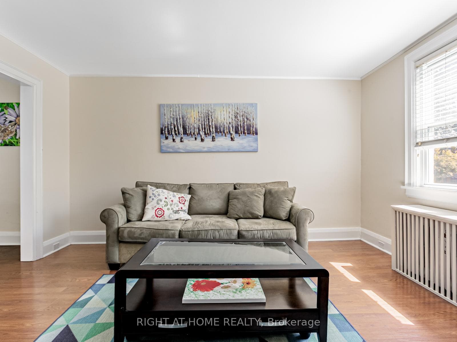 452 Soudan Avenue photo 10