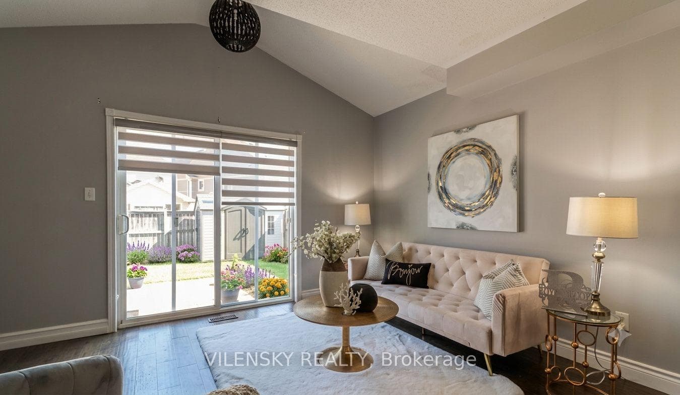 1331 Whitelaw Avenue photo 5
