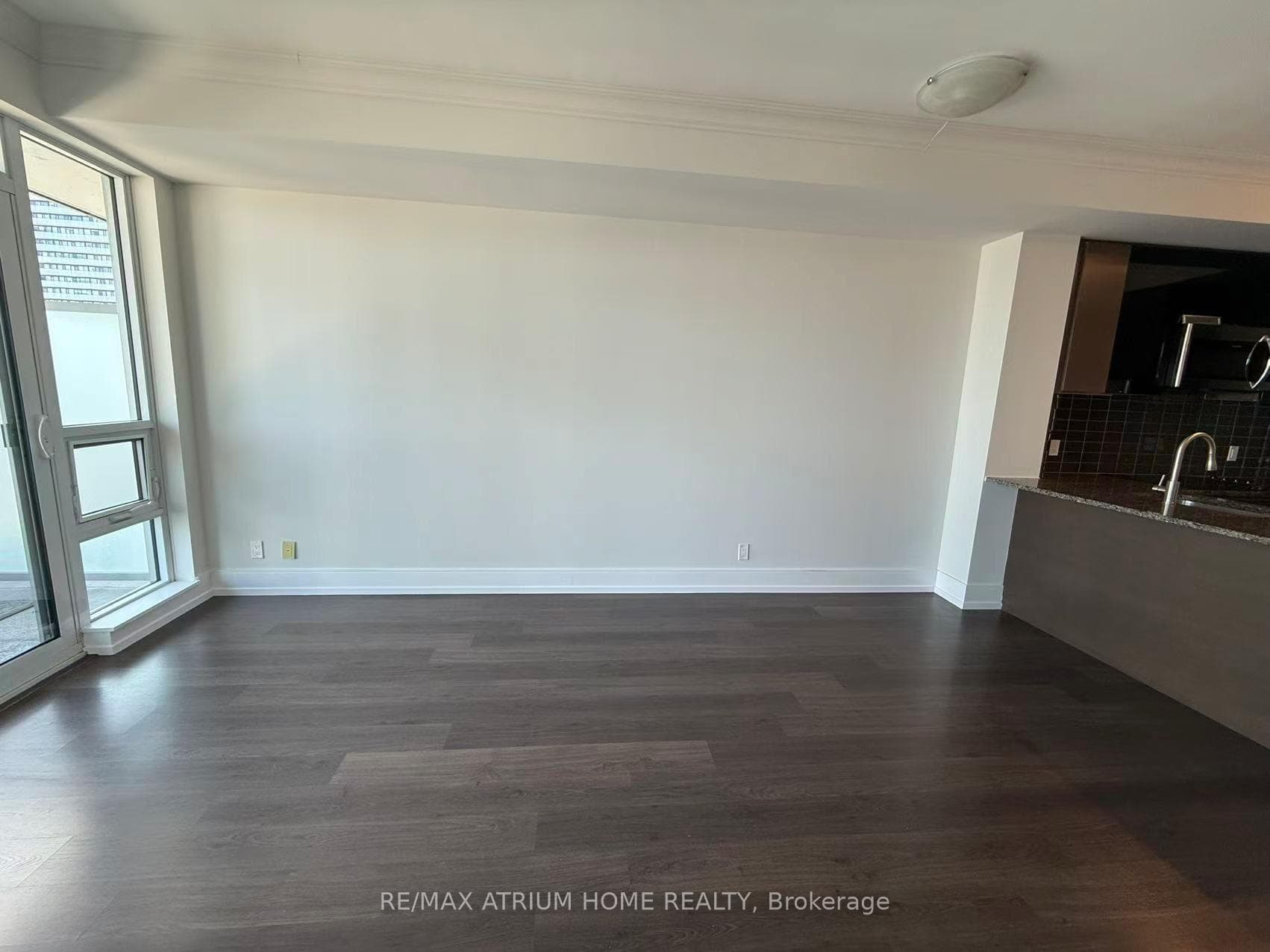 89 Dunfield Avenue Unit 2204 photo 5