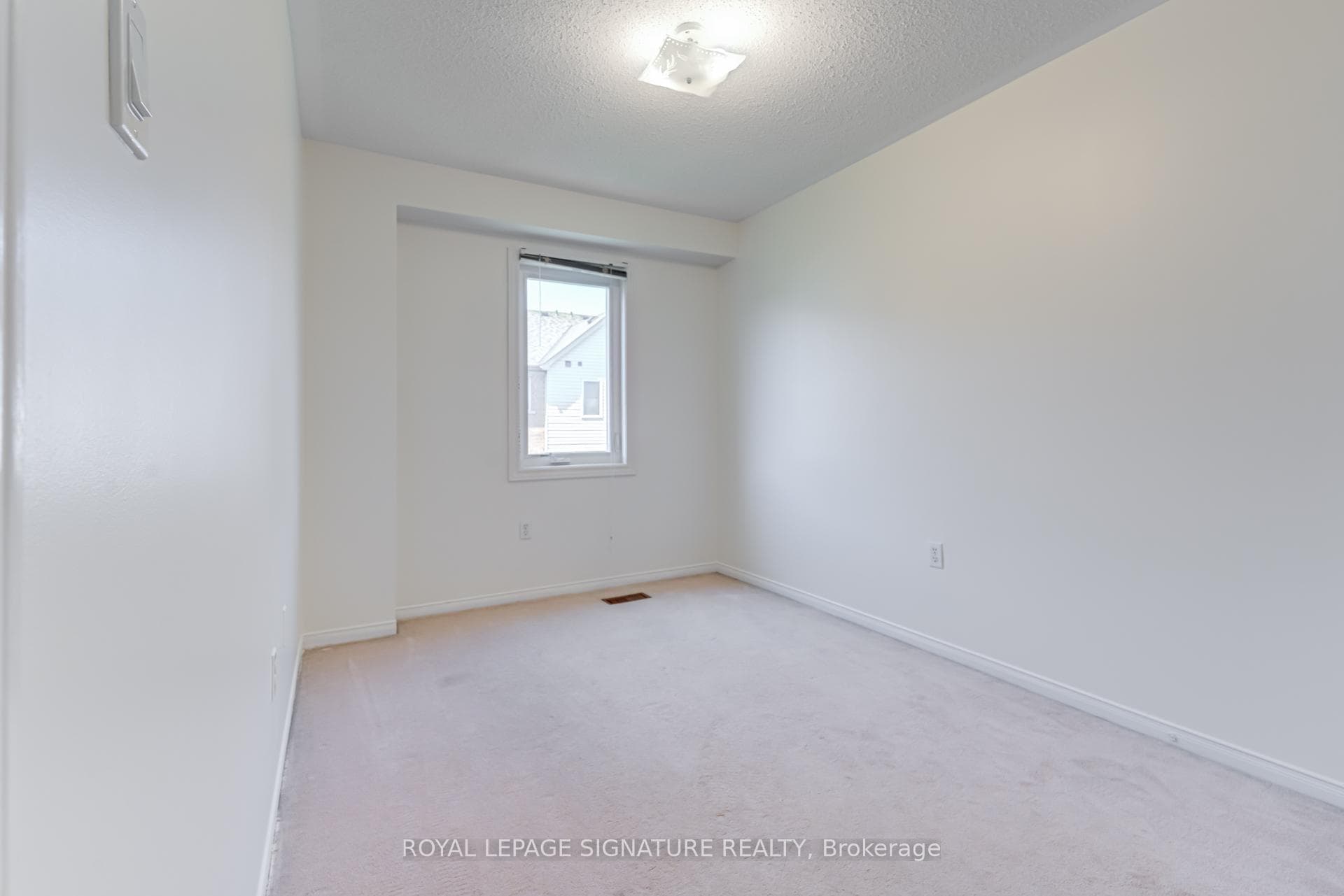 5530 Glen Erin Drive Unit 137 photo 18