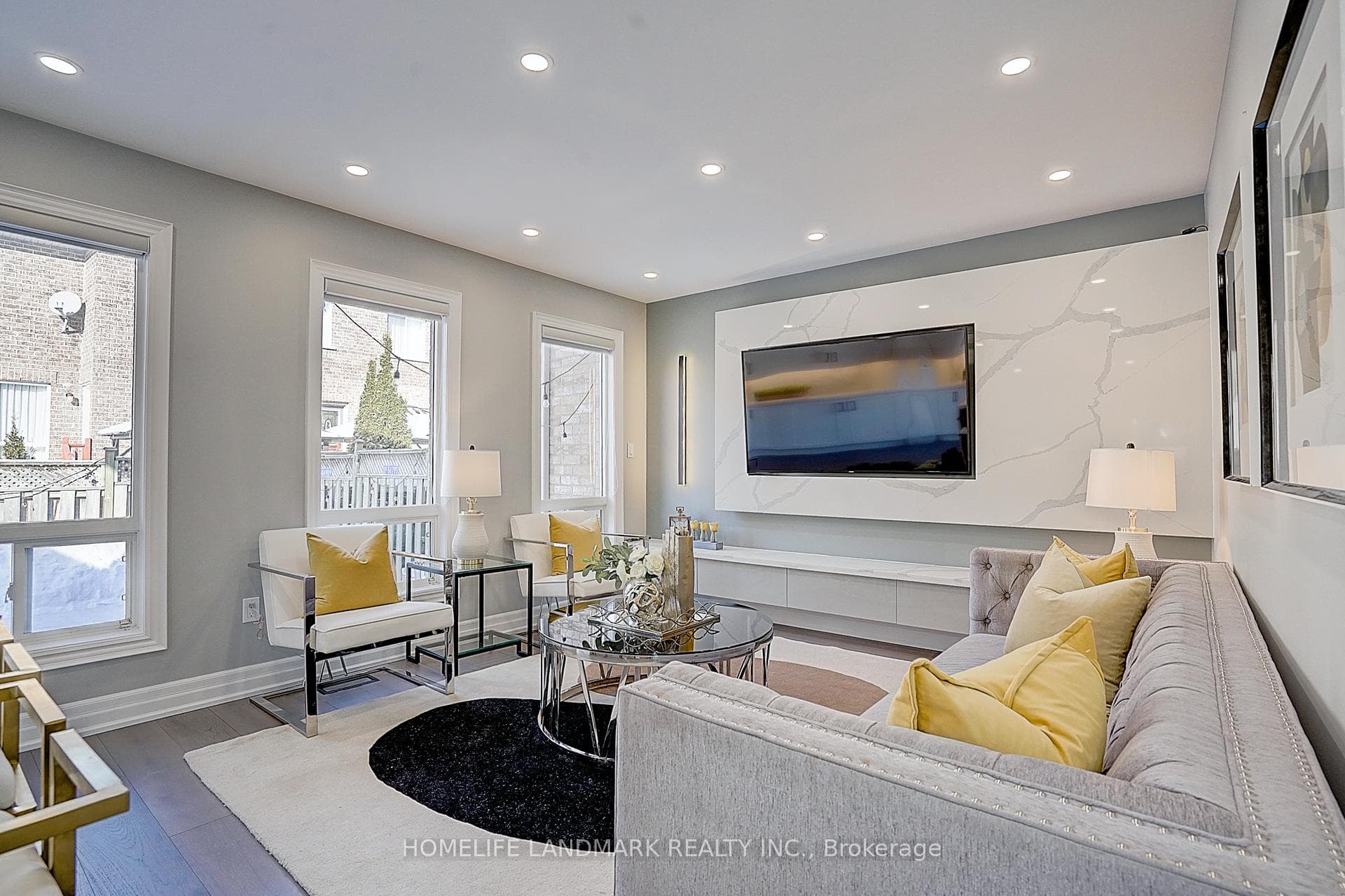 12 Silver Linden Drive photo 13