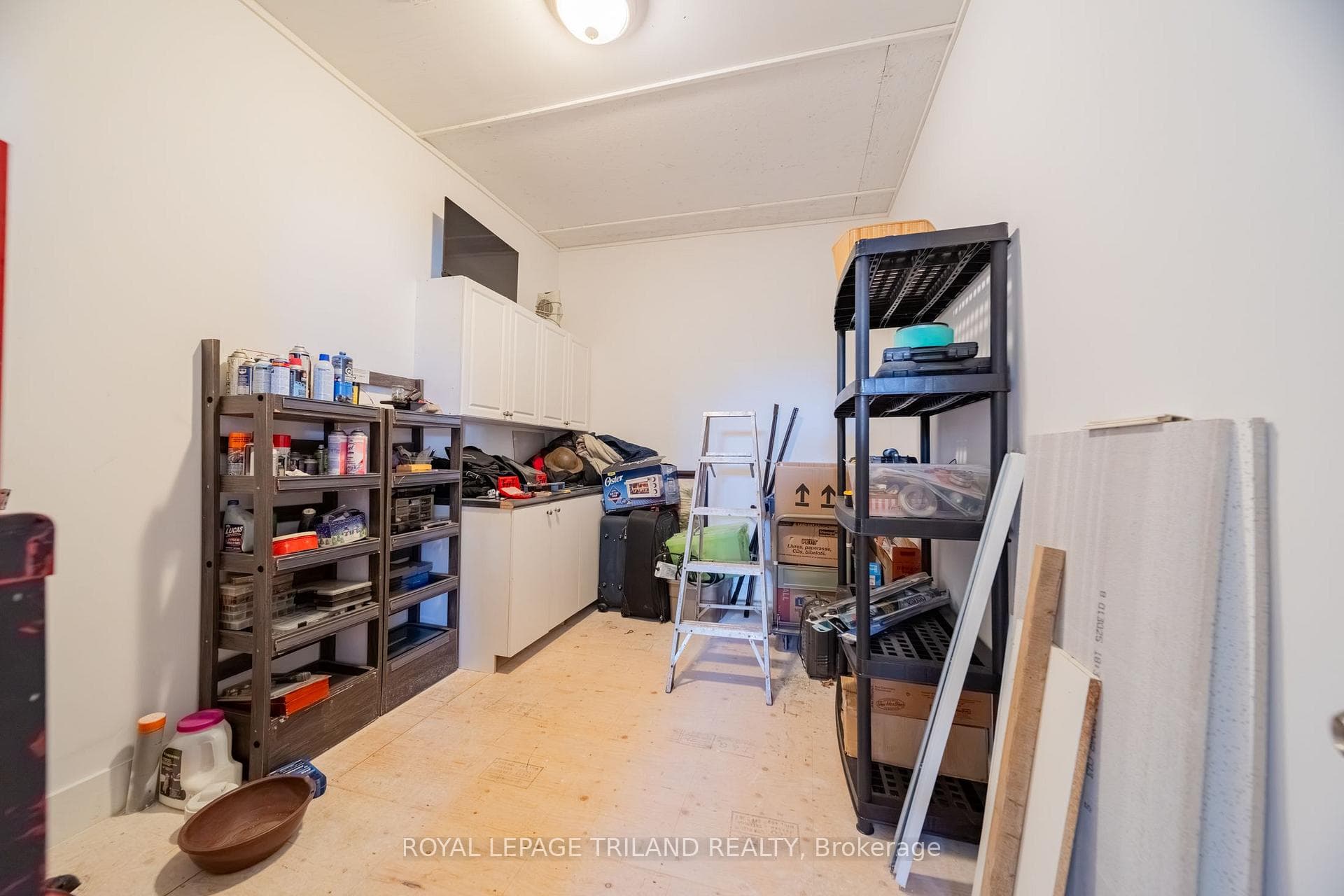 422 Canada Avenue photo 48