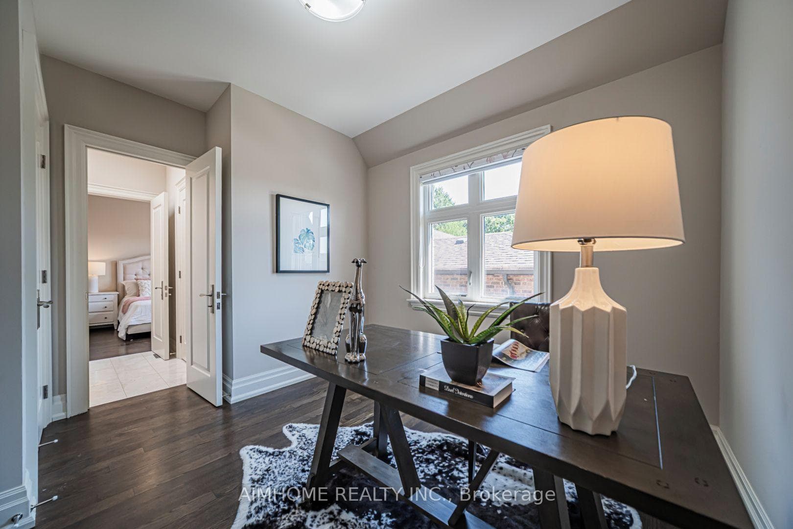 212 Hollywood Avenue photo 43
